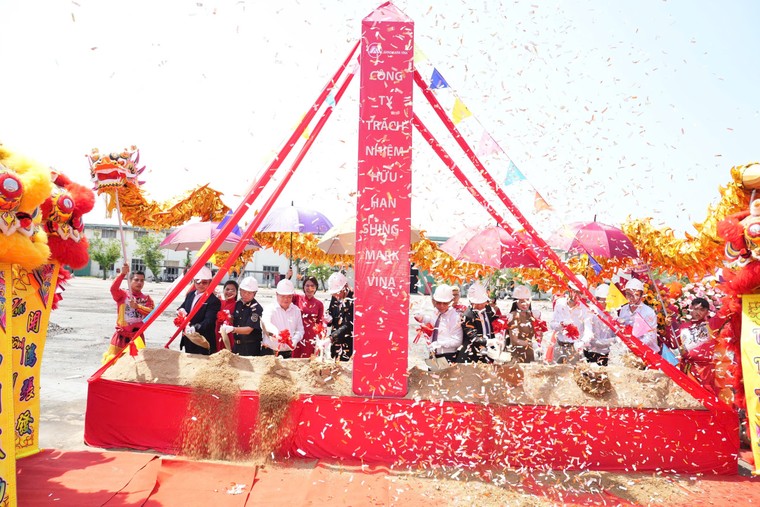 Công ty TNHH Shing Mark Vina khởi công dự án mới, tạo việc làm cho hàng ngàn công nhân Đồng Nai ảnh 4