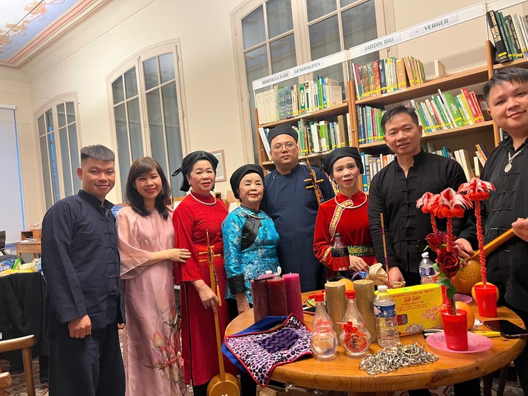 Tiến sĩ Hoàng Thị Hồng Hà: Những khao khát kết nối văn hóa hai nước Việt- Pháp ảnh 4
