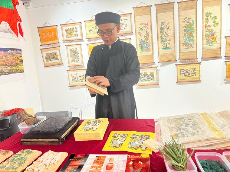 Tinh hoa văn hóa Kinh Bắc tỏa sáng giữa lòng Paris ảnh 5