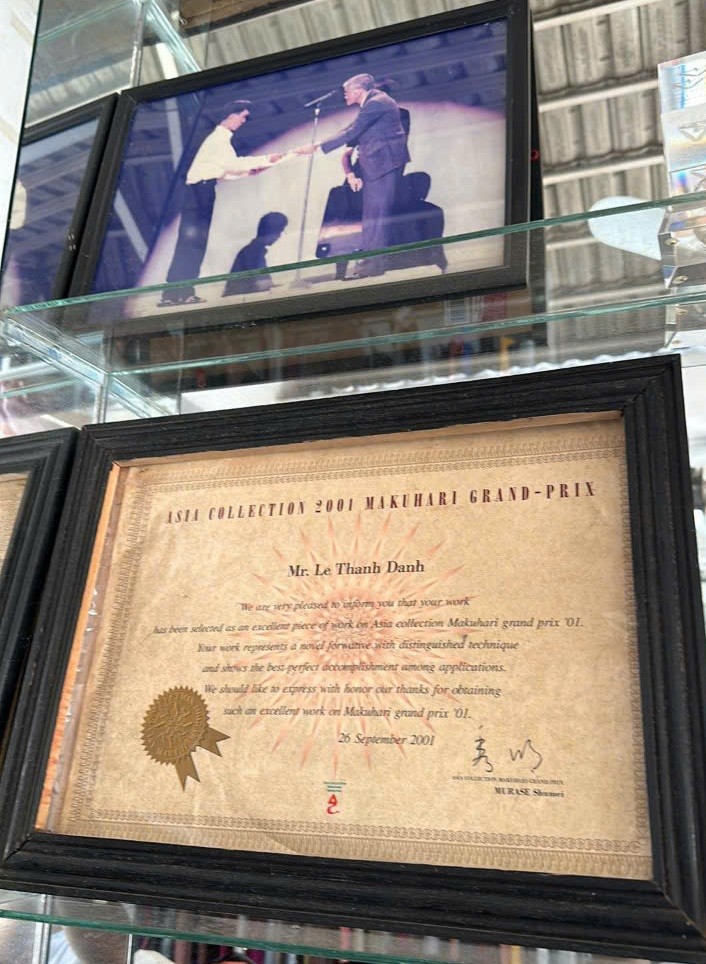 Trò chuyện với nhà thiết kế Lê Thanh Danh: Thấy quê nhà trên mỗi tấm áo dài ảnh 5