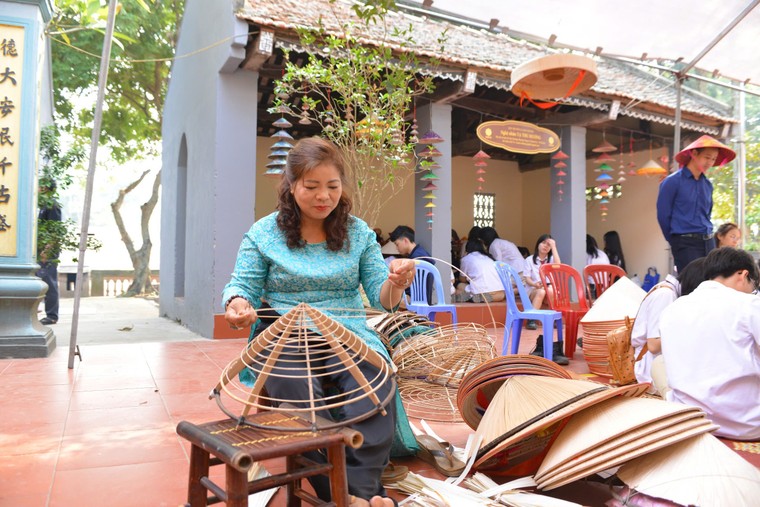 Đưa sản phẩm truyền thống vươn xa bằng công nghệ ảnh 1