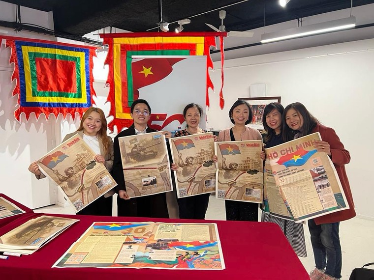 Cộng đồng người Việt tại Pháp kỷ niệm 50 năm Ngày Thống nhất đất nước: Ký ức bất diệt, niềm tin vươn tới tương lai ảnh 9