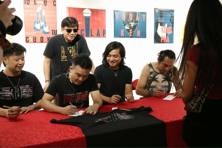 Khởi động tour “Đường tới đỉnh vinh quang”: 30 năm hành trình rock Việt của Bức Tường ảnh 7