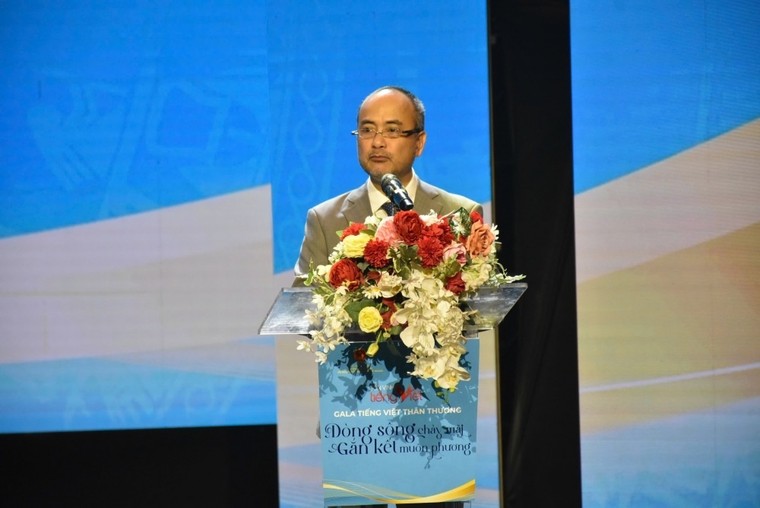 Tôn vinh tiếng Việt và trao giải “Tìm kiếm sứ giả tiếng Việt 2025”: Dòng sông chảy mãi, gắn kết muôn phương ảnh 2