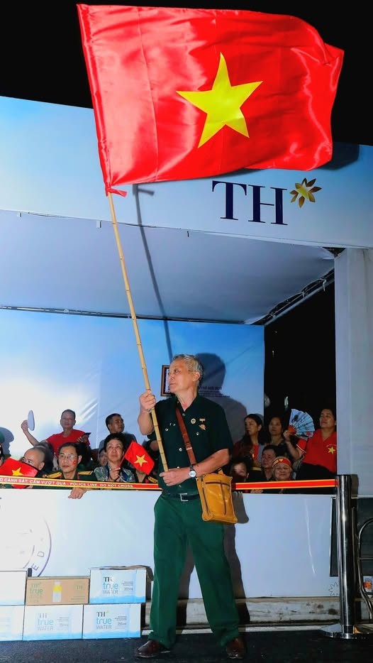 Hơn 1 triệu sản phẩm TH tiếp sức người dân và lực lượng diễu binh diễu hành ảnh 2