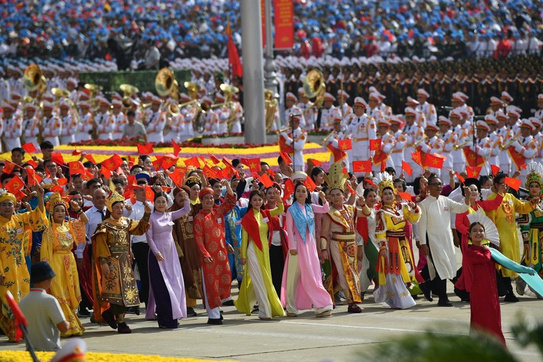 Hàng triệu trái tim hòa cùng nhịp đập tự hào Việt Nam ảnh 13