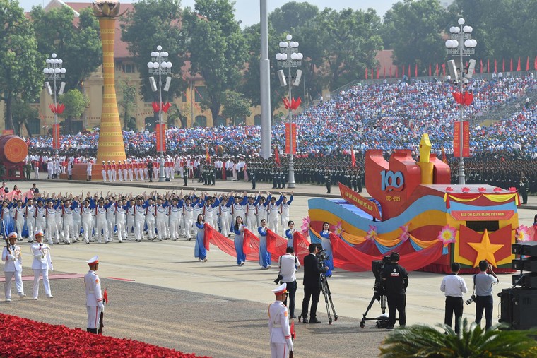 Hàng triệu trái tim hòa cùng nhịp đập tự hào Việt Nam ảnh 16