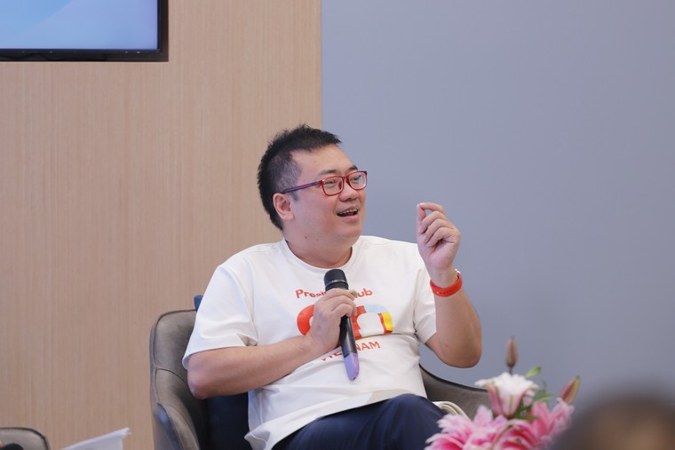 Alpha Books và Tasco Auto ra mắt sách “Tăng trưởng phi tuyến tính – Sự trỗi dậy của Geely” ảnh 1