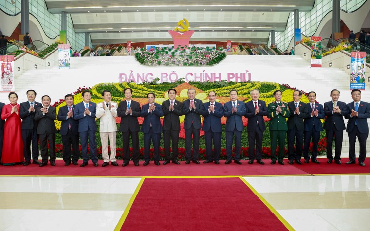Khai mạc Đại hội đại biểu Đảng bộ Chính phủ lần thứ I nhiệm kỳ 2025-2030 ảnh 1
