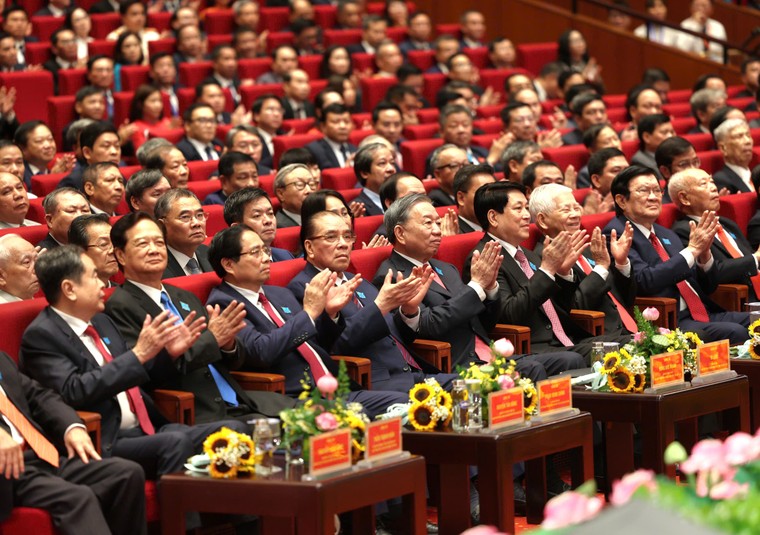 "Hà Nội phải trở thành nơi kiến tạo chính sách mới, thử nghiệm công nghệ mới..." ảnh 1