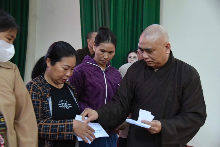 1.000 phần quà đến với người dân Thái Nguyên sau đợt thiên tai “chưa từng có trong tiền lệ” ảnh 11