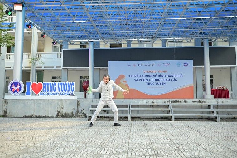 Tô cam 2025: Hơn 1.500 học sinh cùng nói "không" với định kiến giới và bạo lực trực tuyến ảnh 1