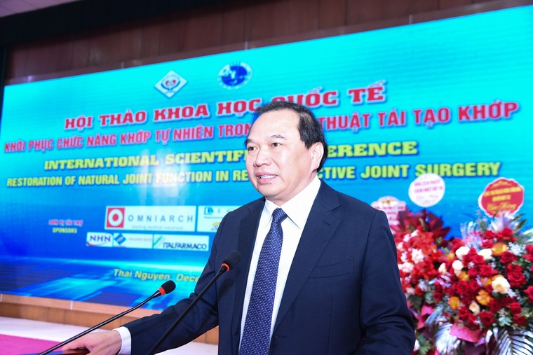 Việt Nam đang chứng kiến bước tiến mạnh mẽ trong lĩnh vực nội soi, thay khớp ảnh 4