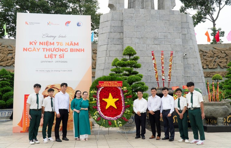 Trường TH-THCS-THPT Phan Chu Trinh: Kiến tạo môi trường giáo dục nhân văn, bền vững ảnh 1