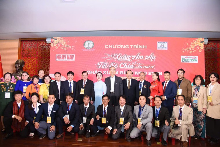 "Xuân ấm áp - Tết sẻ chia" - 9 năm nỗ lực vì cái Tết đủ đầy cho người nghèo ảnh 14