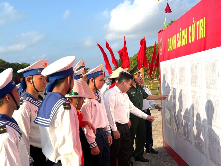 Đặc khu Trường Sa hoàn tất công tác chuẩn bị phục vụ ngày bầu cử Quốc hội khóa XVI ảnh 4