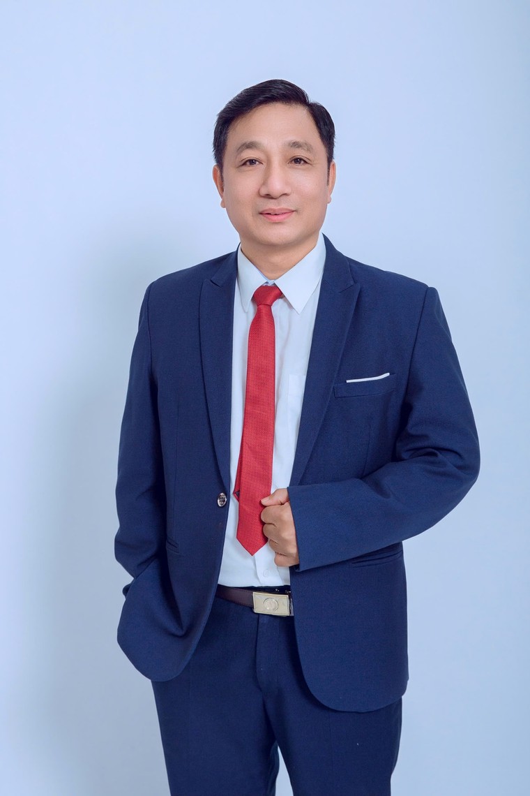 Vị lương y mang trái tim người chiến sĩ công an ảnh 1