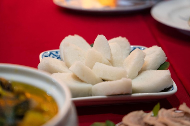 Cá mòi nướng - Món ăn đặc sắc của làng Bát Tràng ảnh 1