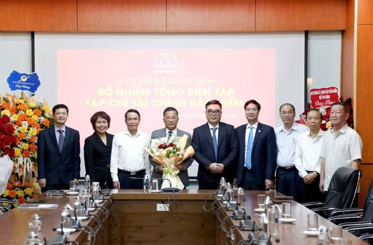 Nhà báo Nguyễn Phong Cầm được bổ nhiệm làm Tổng Biên tập Tạp chí Tài chính-Bảo hiểm ảnh 1