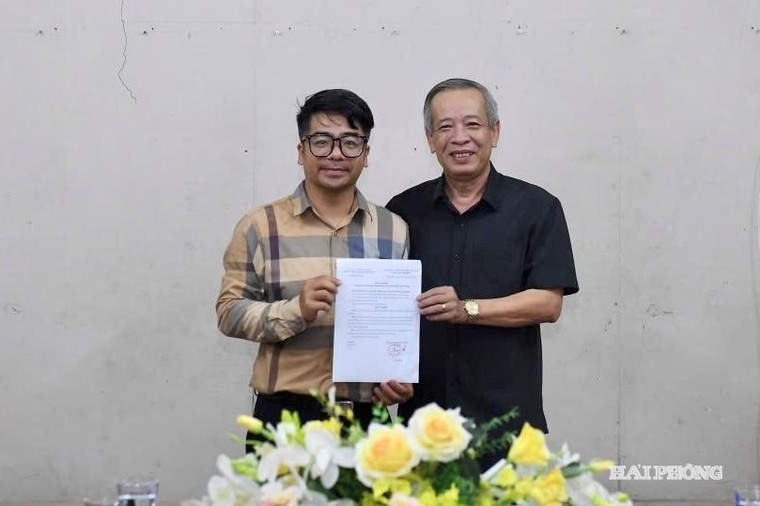 Hội Nhiếp ảnh Hải Phòng kiện toàn bộ máy lãnh đạo: NSNA Nguyễn Đức Nghĩa giữ chức Chủ tịch ảnh 1