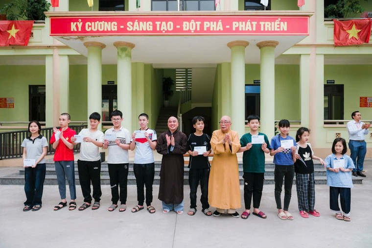 Hành trình về nguồn của những người “giữ lửa” văn hóa ảnh 10