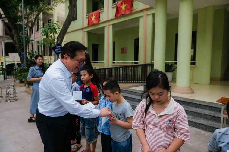 Hành trình về nguồn của những người “giữ lửa” văn hóa ảnh 7