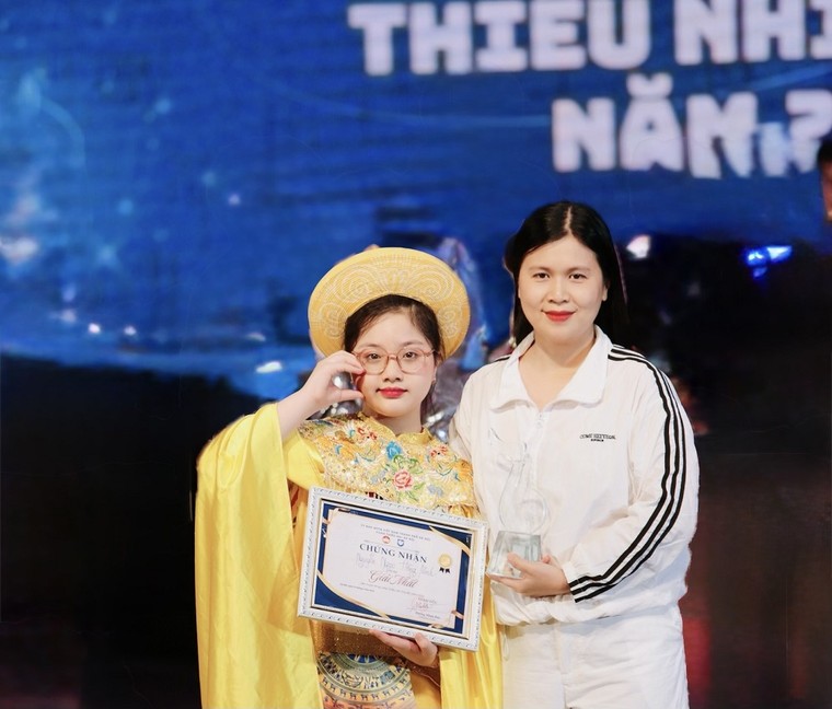 Bản hòa tấu của tình cô trò và niềm đam mê cháy bỏng với âm nhạc ảnh 1