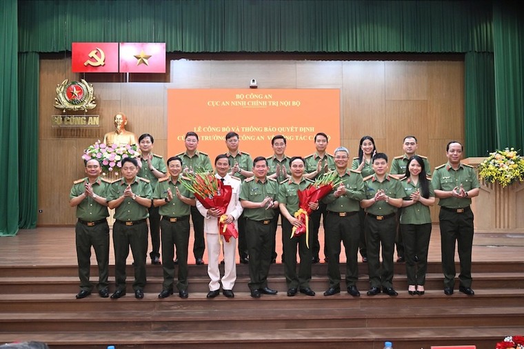 Đại tá Trịnh Khắc Cường giữ chức vụ Phó cục trưởng Cục An ninh chính trị nội bộ ảnh 5