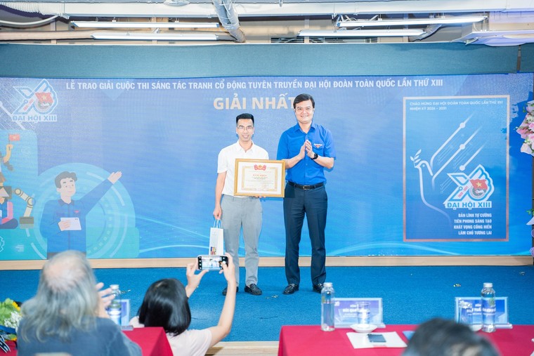 Hơn 1.850 tác phẩm cùng "kể" câu chuyện tuổi trẻ Việt Nam ảnh 2