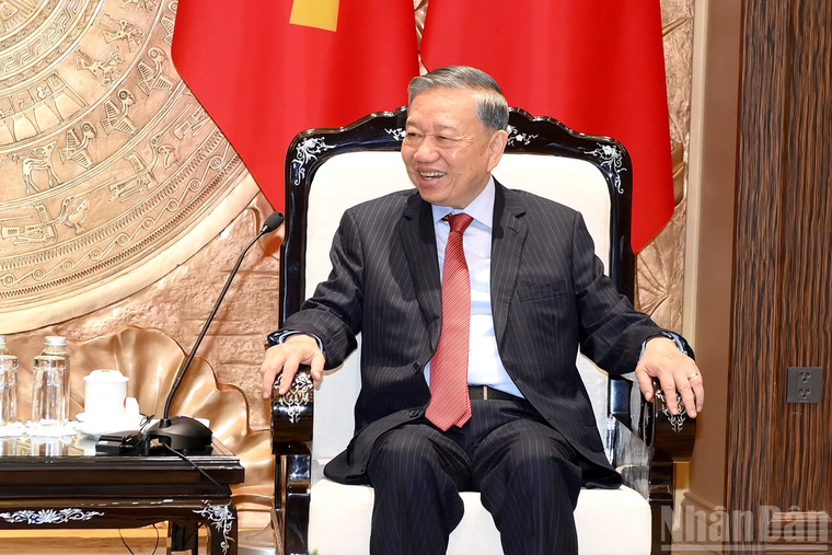 Tổng Bí thư, Chủ tịch nước Tô Lâm tiếp Phó Thủ tướng, Bộ trưởng Tư pháp Lào Khamphan Phommathat ảnh 3