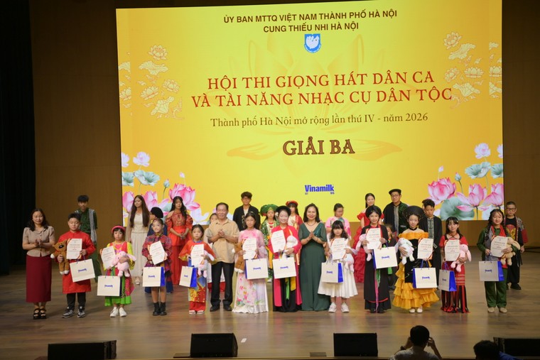 Gìn giữ thanh âm dân tộc qua những tâm hồn trẻ thơ ảnh 7
