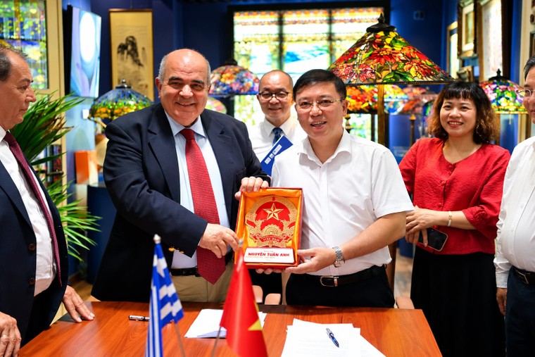 Mở rộng cầu nối phong trào UNESCO phi chính phủ giữa Việt Nam và Hy Lạp vì hòa bình và phát triển bền vững ảnh 7