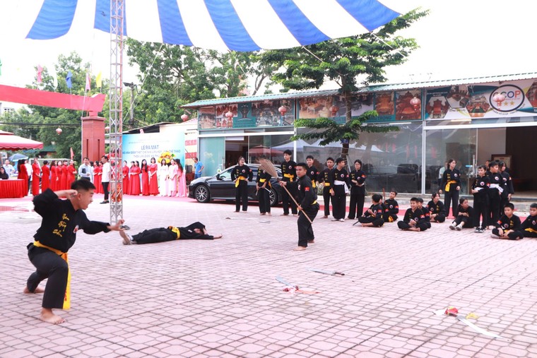 Hà Nội ra mắt mô hình Nhà văn hóa - Khu thể thao đa chức năng tại thôn Vạn Điểm ảnh 6