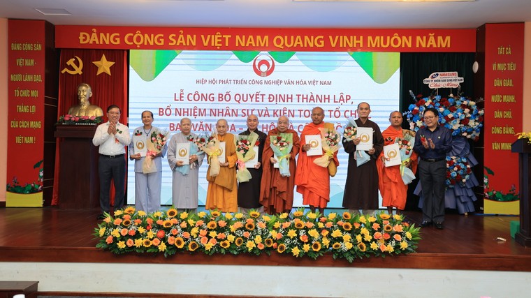 Hiệp hội Phát triển Công nghiệp Văn hóa Việt Nam kiện toàn bộ máy, ra mắt ban Văn hóa – Xã hội và Cộng đồng ảnh 4