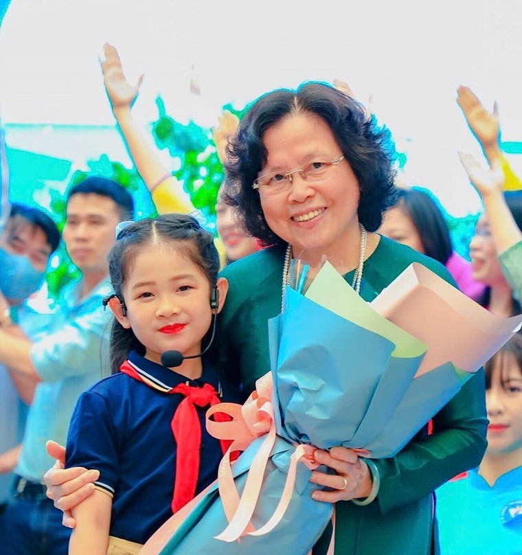 Từ cái nôi truyền thống đến Đoàn Thị Điểm Symphony: Hành trình tiếp nối triết lý "Giáo dục là cuộc sống" ảnh 1