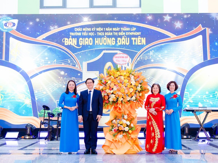 Từ cái nôi truyền thống đến Đoàn Thị Điểm Symphony: Hành trình tiếp nối triết lý "Giáo dục là cuộc sống" ảnh 3