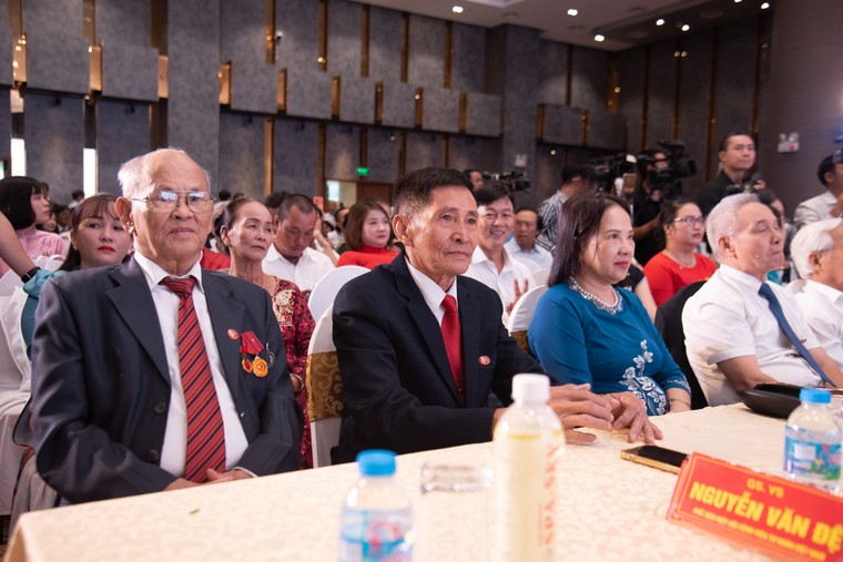 Hội Đông y Việt Nam: 80 năm bảo tồn và phát huy "báu vật" tri thức dân tộc ảnh 4