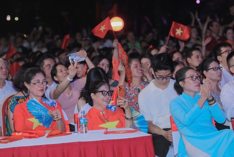 "Hà Nội - Khúc hát tự hào" ảnh 2