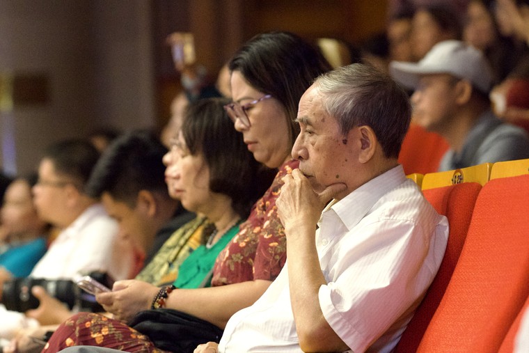 "36 Khúc tình yêu" ngân vang qua cây đàn Tam thập lục ảnh 9