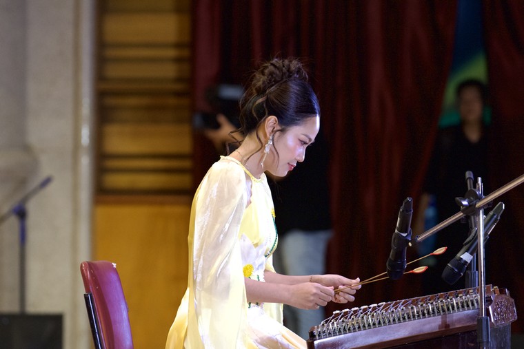 "36 Khúc tình yêu" ngân vang qua cây đàn Tam thập lục ảnh 7