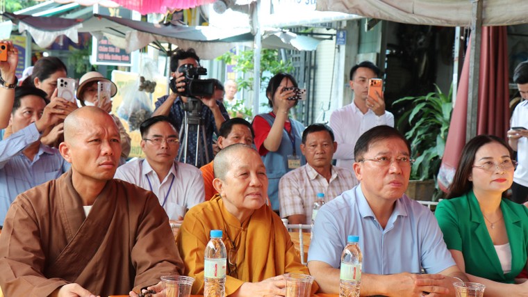 Chăm lo an sinh xã hội cho người yếu thế ảnh 1