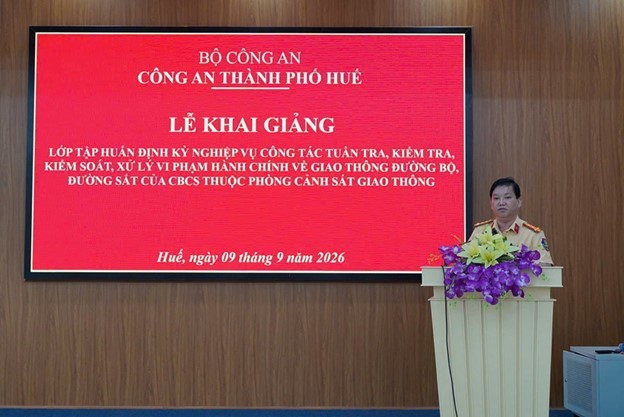 Nâng cao kỹ năng, nghiệp vụ, văn hóa ứng xử và năng lực chuyển đổi số cho lực lượng Cảnh sát giao thông ảnh 1