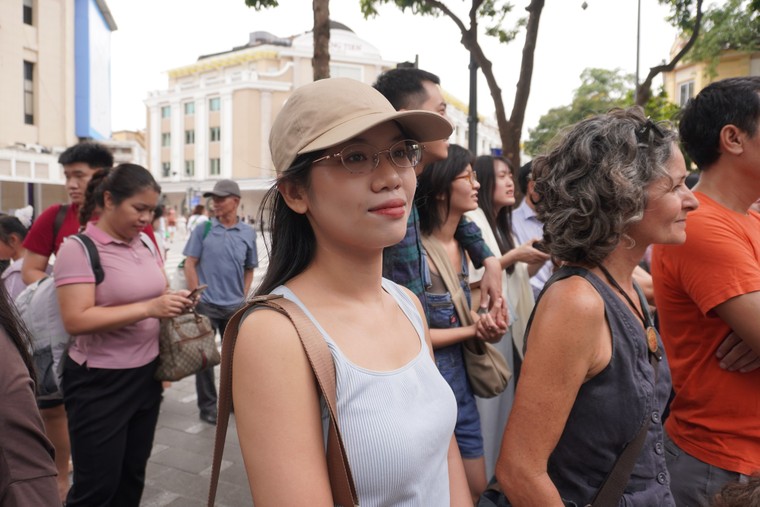 Cháy hết mình cùng Street Jazz tại phố đi bộ Hồ Gươm ảnh 2