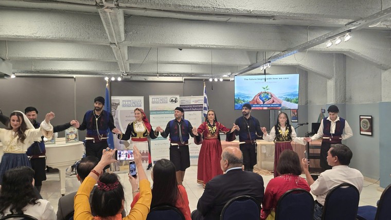 Liên hiệp các tổ chức UNESCO vinh danh Nam A Bank thương hiệu văn hóa ảnh 2