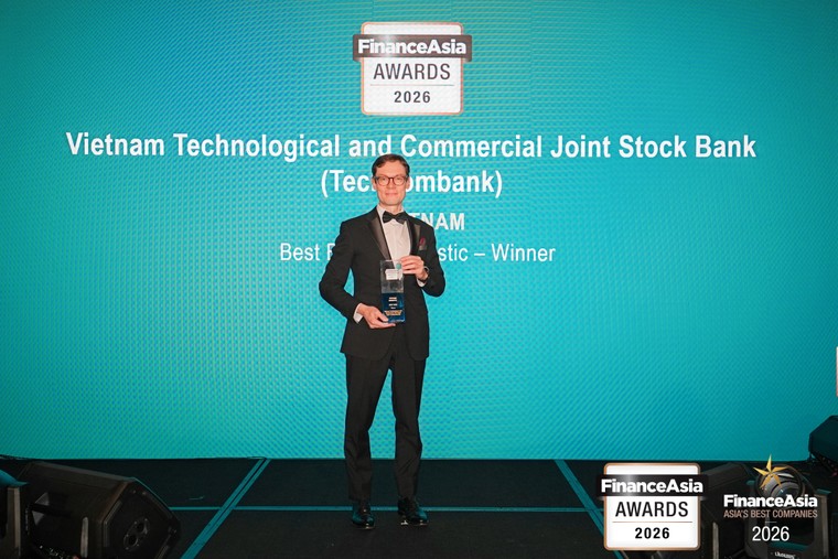 Techcombank lập kỷ lục 4 năm liên tiếp được vinh danh “Ngân hàng tốt nhất Việt Nam” bởi FinanceAsia ảnh 3