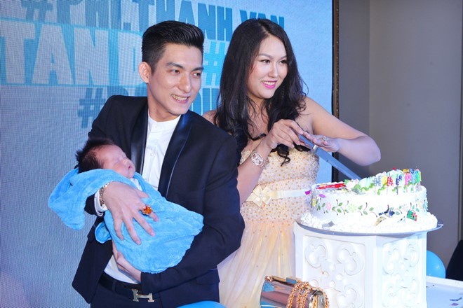 Phi Thanh Vân nằm viện 7 ngày vì bị hôn mê, đột quỵ ảnh 2