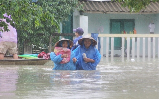 Mưa lớn 4 ngày, trung tâm Quảng Nam ngập sâu ảnh 5