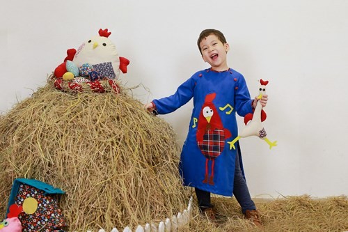 BST áo dài con gà dành riêng cho bé năm Đinh Dậu ảnh 8