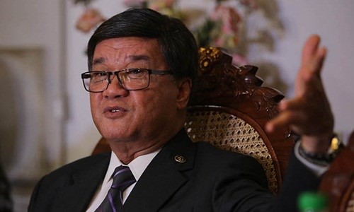 Ông trùm sòng bạc Trung Quốc bị Philippines truy bắt là ai? ảnh 2