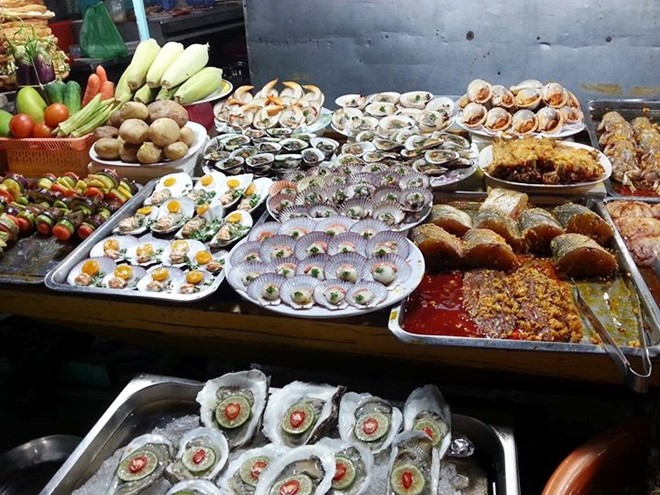 10 chợ đêm Việt Nam tấp nập du khách ảnh 8